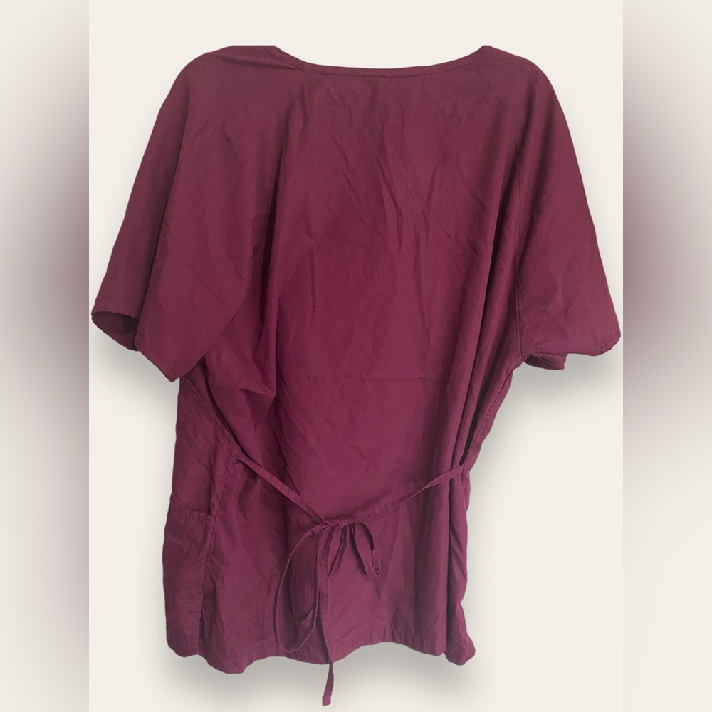 Scrub top - Picture 2 of 2